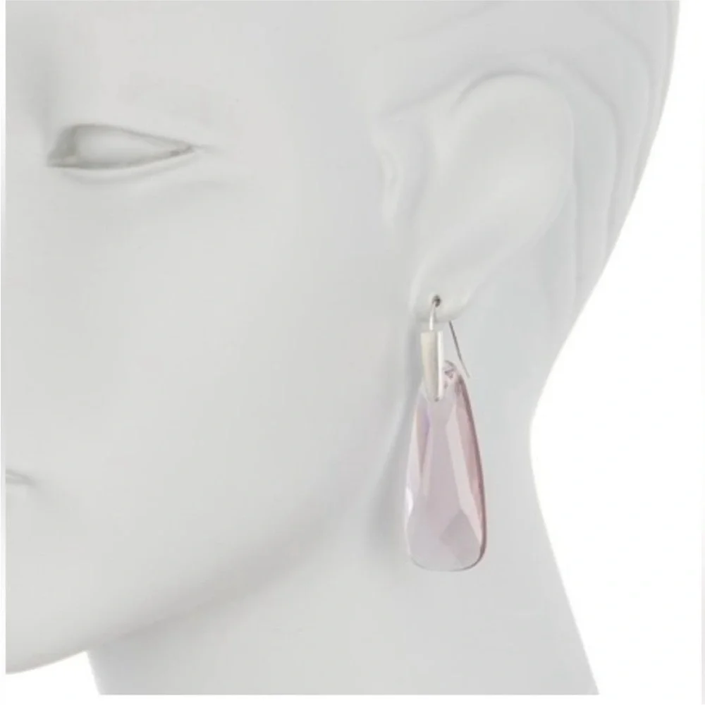 New in box Kendra Scott Maize earrings in silver with purple glass - Picture 5 of 5